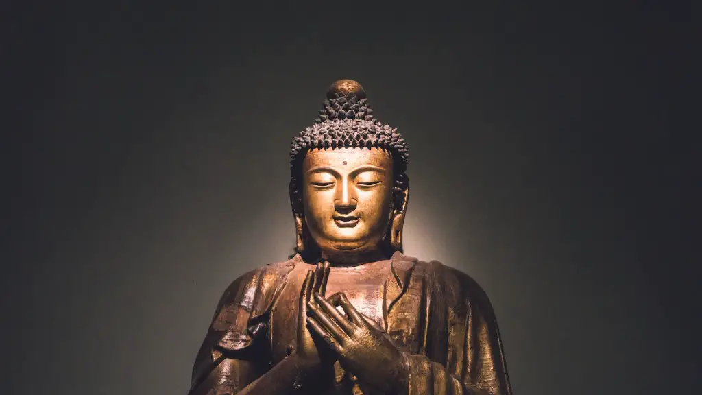 How did buddhism reflect hindu traditions?